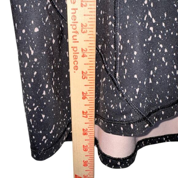 Lululemon Size 12 Go‎ The Distance 1/2 Zip Butterfly Texture Mink Berry Black - Picture 11 of 12